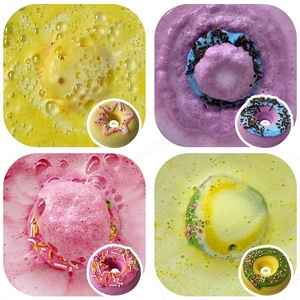 Nhãn Hiệu Riêng Giáng Sinh Spa Sản Phẩm Hữu Cơ Handmade Bathbomb Hương Liệu Fizzy Trẻ Em Bánh Rán Tắm Bom Bộ Quà Tặng - Product Image 3