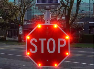 Factory Direct Aluminium Elektronische blinkende Straße beleuchtetes Schild <span class=keywords><strong>LED</strong></span>-Verkehrs zeichen Solar betriebenes <span class=keywords><strong>LED</strong></span>-Stoppschild für die Verkehrs sicherheit - Product Image 6