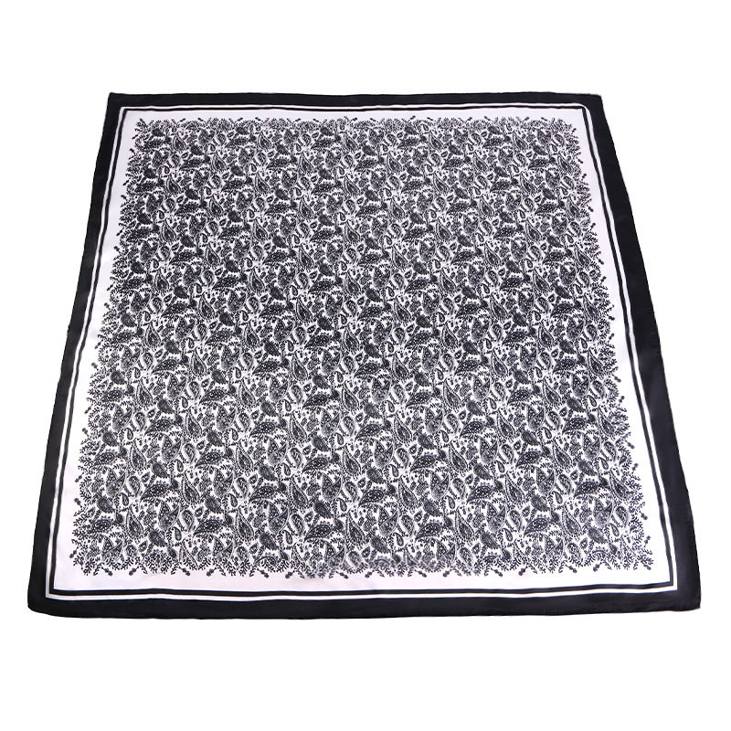 ปีกขาว + ดำ