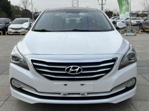 Gebrauchtwagen Gebrauchte Autos Niedriger Kilometerstand Hyundai MISTRA 2014 1.8L Automatik DLX Premium Limousine Linkslenker Benzin für Export - Product Image 2