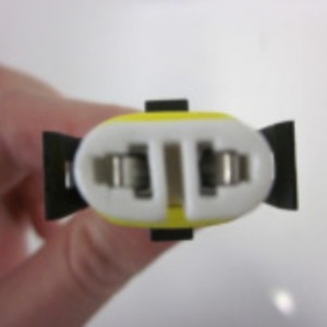 Enchufe Eléctrico H9 de 1 Salida Sin Conexión a Tierra, Número de Pieza 90804, Para Uso en Altas Temperaturas - Product Image 1