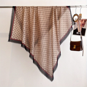 Pañuelo Cuadrado Grande con Estampado Floral de Moda, Estilo Lino y Algodón, para Mujer, Ideal para Vacaciones, Protección Solar, Playa y Viajes - Product Image 6