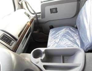 Truk <span class=keywords><strong>Mixer</strong></span> Beton SINOTRUK HOWO 8*4 10 Roda 371hp Baru - Product Image 5