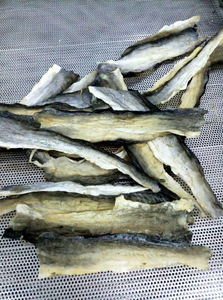 Piel de Pescado Basa Seca, Grado A, en Piezas, Empaquetadas a Granel, de Ho Chi Minh City, Marca Viedelta - Product Image 4