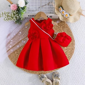 Abito Estivo Esclusivo 2026 per <span class=keywords><strong>Bambina</strong></span>, in Cotone Lavorato all'Uncinetto, Stile Fatato, Senza Maniche, con Gonna Voluminosa - Product Image 1