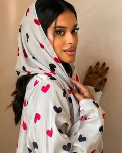 ชุดอาบายะห์มุสลิมแบบเรียบร้อย ผ้าชีฟองระบายอากาศ พิมพ์ลายหัวใจ ดีไซน์หรูหราสไตล์ดูไบ สำหรับเทศกาลอีดมูบารัค ยี่ห้อ LEDUO - Product Image 2