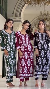 Vente à chaud de vêtements de soirée en Georgette pour femmes ensemble de bas Chikankari Kurta avec broderie disponible au meilleur prix à l'exportation - Product Image 5