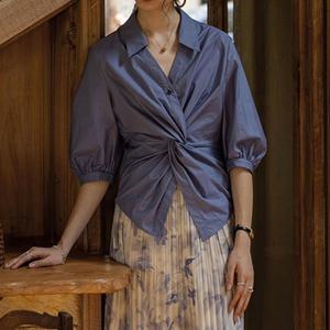 Ensemble deux pièces personnalisé pour femme : haut chemise à manches courtes et col rabattu, et jupe midi décontractée ample à volants taille haute - Product Image 2