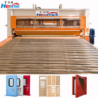 Ligne de production de machine à presser à chaud entièrement automatique pour le laminage du bois, destinée aux panneaux composites en aluminium alvéolaire
