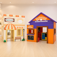 Équipement de terrain de jeux intérieur éducatif pour enfants, maisonnette de jeu d'imitation, village de jeu de rôle éducatif, ville de jeux souples avec café et station-service