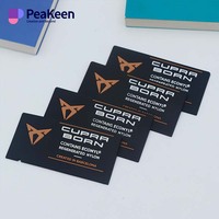 PeaKeen personnalisé gaufré à repasser sur caoutchouc souple PVC étiquette de vêtement patch en caoutchouc vêtements vêtements caoutchouc Logo 3D Silicone PVC Logo