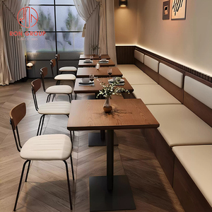 Ensemble de mobilier de restaurant commercial moderne, tables carrées en bois brun foncé, pieds en métal, chaises en cuir beige, banquette, durable pour café - Product Image 4