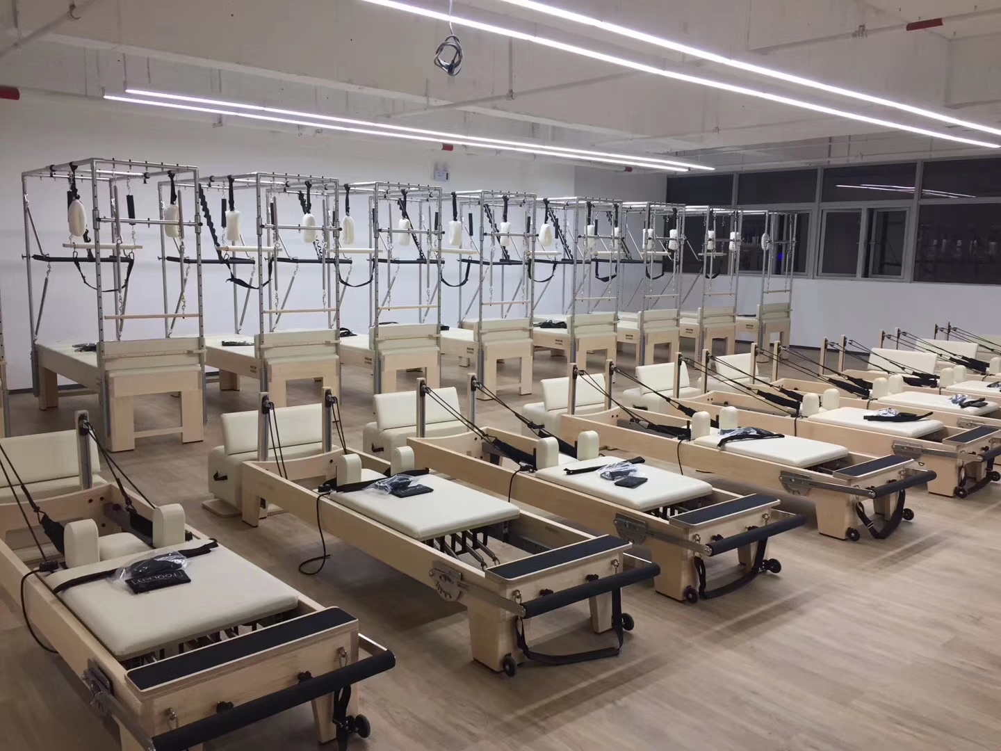 タワー付きアルミニウムのピラティスリフォーマーSRP06