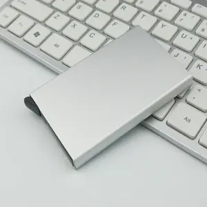 Sıcak satış özel Logo moda PVC deri alüminyum Metal RFID engelleme kimlik kredi kartı kart kılıfı tutucu
