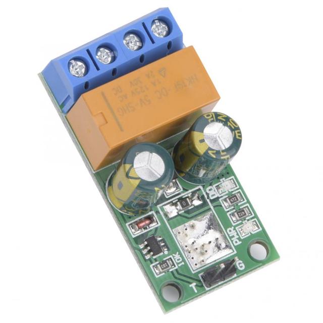 DC 5-24V 2A Self-locking bistable Reverse Polarity Switch Controller Relay Module DR55B01 Motor Forward/Reverse Controller Board
