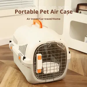 <span class=keywords><strong>Cage</strong></span> de chien de boîte de vol de chat en plastique de modèle solide portatif avec des transporteurs d'animal familier de caractéristiques de sac à dos pour l'expédition de voiture fournitures essentielles - Product Image 1