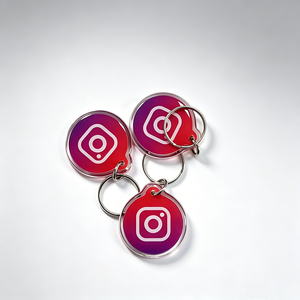 Porte-clés RFID étanche en PET/PVC <span class=keywords><strong>avec</strong></span> puce NFC ISO 1K 13,56 MHz et code QR personnalisé pour paiement et contrôle d'accès en hôtel - Product Image 1