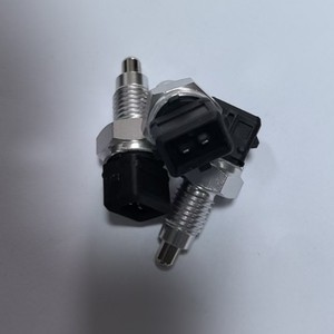 Interruptor de luz de marcha atrás Land Rover 99660613300, interruptor térmico para reemplazo y reparación - Product Image 5