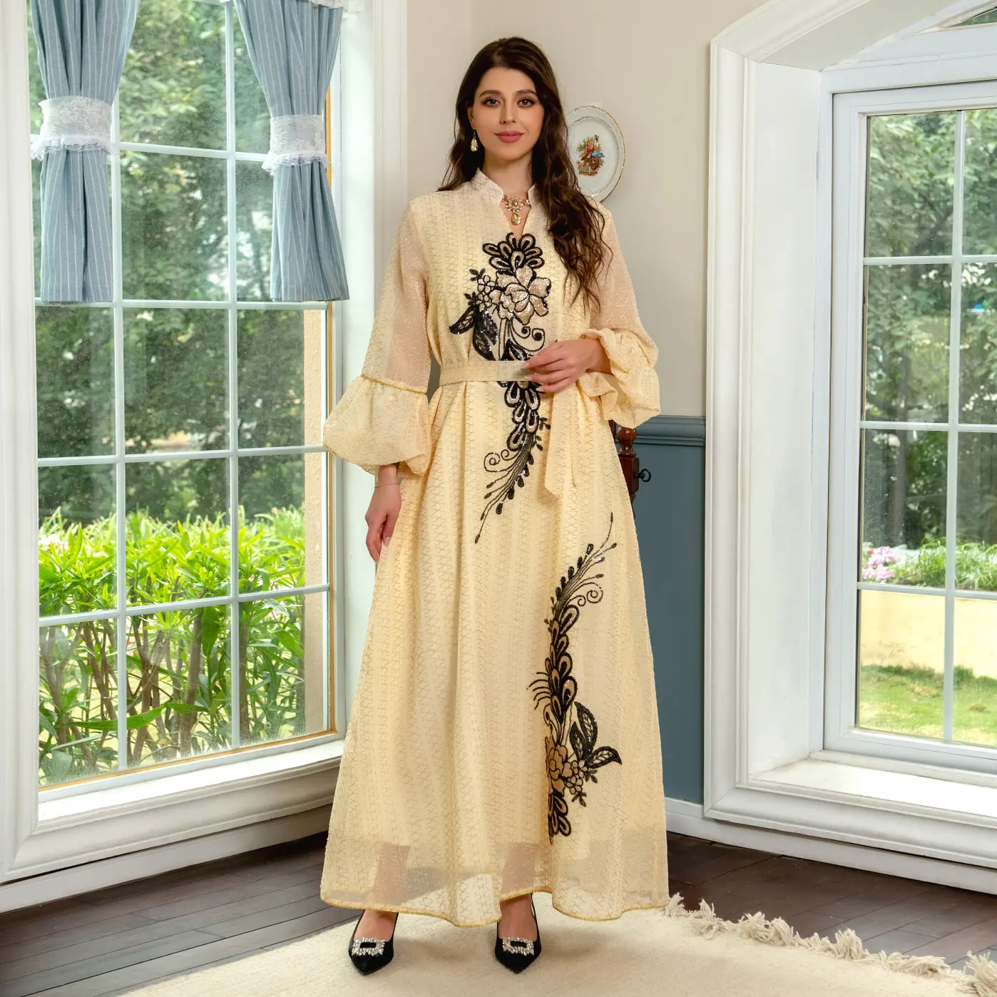 New sequined embroidered long skirt Arabic embroidery Kaftan Elegant Muslim women's clothing