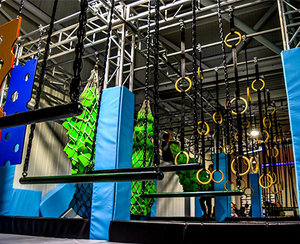 Parc de trampoline de qualité commerciale de haute qualité avec <span class=keywords><strong>équipement</strong></span> de terrain de jeu intérieur attrayant pour obstacle pour centre de jeu - Product Image 2