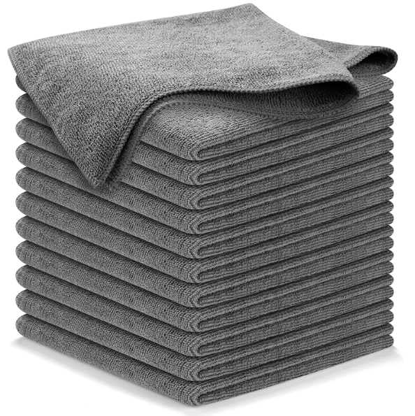 สีเทาเข้ม