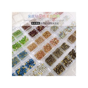 6 Rejillas de Diferentes Tamaños de Pedrería para Uñas y Joyería, Novedad Explosiva, Pedrería Azul de Base Puntiaguda para Uñas, Accesorios de Taladro, Estilo de Moda - Product Image 1