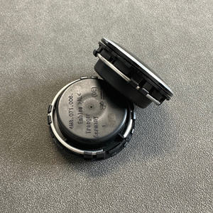 61mm 4PC Set Capuchon de moyeu de roue flottant pour <span class=keywords><strong>Audi</strong></span> A3 A5 A7 A8 Q3 Q4 Q6 Q7 Q8 S3 S4 S5 S6 S7 Capuchon central de roue 4M8 071 006 - Product Image 5