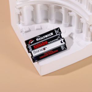 Groothandel Punk Gothic Horror Email Pinnen Custom No Moq Classic Halloween Films Friday 13 Goedkope Emaille Reversspeldjes - Product Image 5