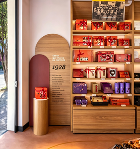 Diseño Interior de Tienda de Dulces y Chocolates Ecológica de Lujo Personalizada, Muebles Modulares de Exhibición, Equipamiento Premium para Tienda de Dulces, Solución Llave en Mano - Product Image 2