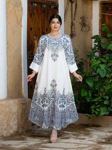 Bata elegante de manga larga con cuentas <span class=keywords><strong>para</strong></span> mujer, vestido de banquete de poliéster estampado en <span class=keywords><strong>Amazon</strong></span>, inspirado en Dubái, Turquía, Oriente Medio - Product Image 1