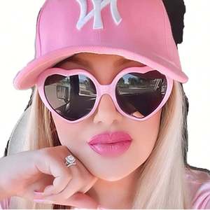 Gafas de Sol Polarizadas con Diseño de Arcoíris Colorido para Mujer, con Logotipo Personalizado, Protección UV400, Degradado de Ensueño, Forma de Corazón de Durazno - Product Image 2