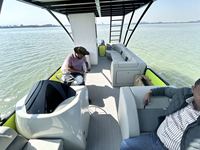 Ponton de luxe soudé en alliage d'aluminium à deux étages de 30ft Divertissement de bateau Yacht de pêche Loisirs de croisière hors-bord personnalisés