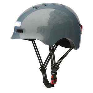 Casco de seguridad Unisex para monopatín, bicicleta eléctrica, bicicleta nocturna, con luz LED intermitente - Product Image 2