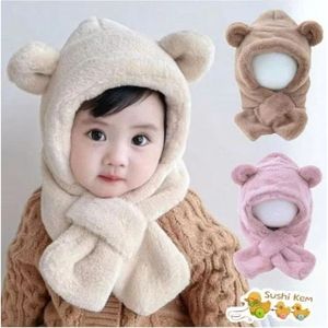 Conjunto de gorro y bufanda de felpa para bebé, forro polar, protección para los oídos a prueba de viento, para niños de 6 a 12 meses, 1 a 2 años, color beige, rosa, caqui, blanco - Product Image 1