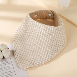 Bavoirs Boho en mousseline douce et gaufrée pour bébé, bavoirs en bandana de couleur unie pour nouveau-nés et tout-petits - Product Image 6