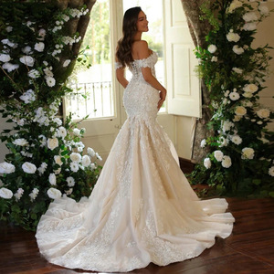 Y6241 Vestido de Novia de Lujo Personalizado Estilo Sirena, Vestido de Novia con Hombros Descubiertos, Vestidos de Novia con Apliques de Encaje - Product Image 3