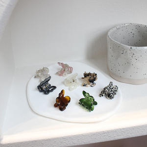 Iyi थोक कस्टम हरी मिनी तितली क्लैव फैशन टिकाऊ 2 सेमी एसीटेट क्लैव लड़की बालों के सामान थोक - Product Image 6