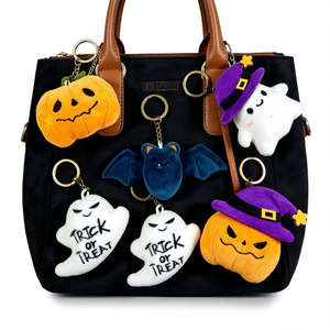 Llavero de peluche de Halloween: Lindo calabaza, murciélago y sombrero de bruja, mini colgante de peluche para bolso, regalo de truco o trato - Product Image 1