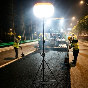 Projecteur LED mobile économique anti-éblouissement pour camping et exploitation minière, avec trépied réglable en hauteur, indice de protection IP54, rotation à 360° - Product Image 6