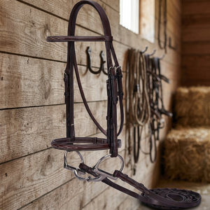 Brida de cuero para caballo con narquileras acolchadas y cabezada anatómica para doma clásica - Product Image 3