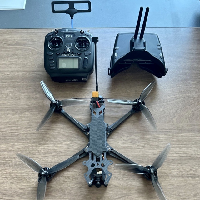 7-Inch FPV Racing Drone with F405 ESC 1500TVL Camera Four-Axis Brushless Motor Remote Control Flying Machine