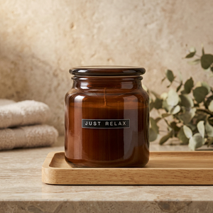 Vela Aromática Wellmark de 650g, Aroma a Madera de Cedro Personalizable, Diseño con Patrón de Frutas, Modelo para el Día de San Valentín - Product Image 3