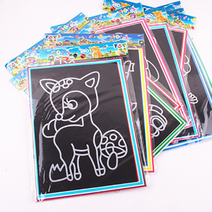 Mignon <span class=keywords><strong>Bande</strong></span> <span class=keywords><strong>Dessinée</strong></span> Graffiti Ce <span class=keywords><strong>Maternelle</strong></span> Cadeau Peinture À La Main Papier à Gratter Enfants Bricolage Gratter Peinture - Product Image 4
