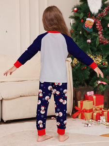Familie bijpassende kerstpyjama's met lange mouwen en sneeuwpopprint Nachtkledingset Ouder-kind Vakantie Loungewear Groothandel - Product Image 5
