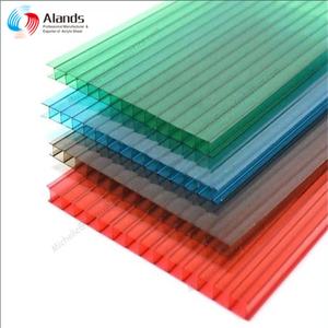 แผ่นหลังคาโพลีคาร์บอเนตแบบกลวงเคลือบยูวี 10 มม. 50 ไมครอน ผนังสองชั้นแบบใสสำหรับอุตสาหกรรม ผลิตจากวัสดุเบเยอร์ 100% มาตรฐาน <span class=keywords><strong>ISO</strong></span> <span class=keywords><strong>9001</strong></span> - Product Image 1