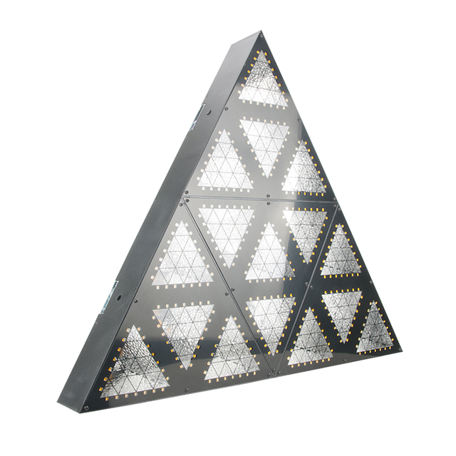 RGB Matrix Effect LED Triangle Background Panel DMX512/Sound-Activated Control IP33 Rated E27 Bulb Base for Strobe Studios DJ