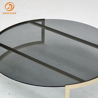 Table basse design luxe léger, ensemble de tables d'appoint en acier inoxydable et verre pour salon