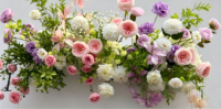 Guirlande florale artificielle rose et violette style forêt, boule de fleurs, chemin de table pour mariage, arrangement floral pour décoration d'allée de fête
