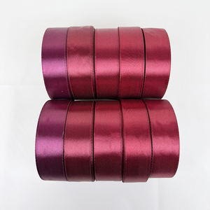 Nastro in Raso Lucido Multicolore 100% Poliestere, Rotolo di Nastro Decorativo per Natale, Feste, Confezioni Regalo, Fai da Te e Artigianato - Product Image 3