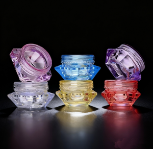 <span class=keywords><strong>Pot</strong></span> cosmétique vide en plastique en <span class=keywords><strong>forme</strong></span> de diamant, coloré, pour crème <span class=keywords><strong>visage</strong></span>, avec bouchon à vis, 3g 5g 7g - Product Image 1